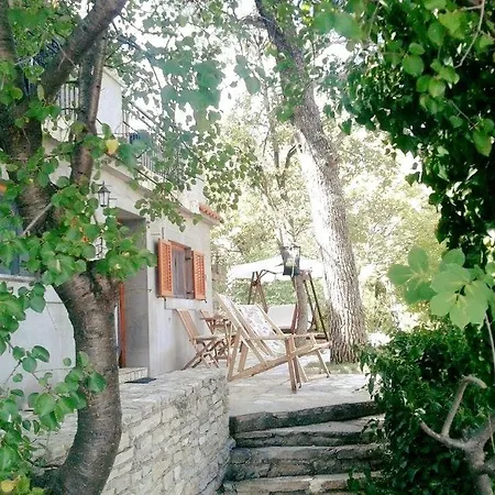 דירה In Karin Gornji With Sea View, Balcony, Air Conditioning, Wi-fi אוברובץ