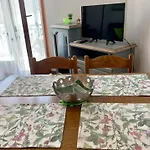 In Karin Gornji With Sea View, Balcony, Air Conditioning, Wi-fi *