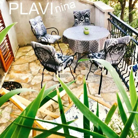 In Karin Gornji With Sea View, Balcony, Air Conditioning, Wi-fi Apartmán *