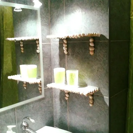 Apartmán In Karin Gornji With Sea View, Balcony, Air Conditioning, Wi-fi