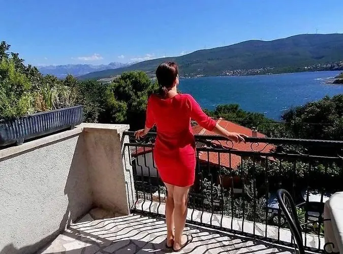 In Karin Gornji With Sea View, Balcony, Air Conditioning, Wi-fi Апартаменты *