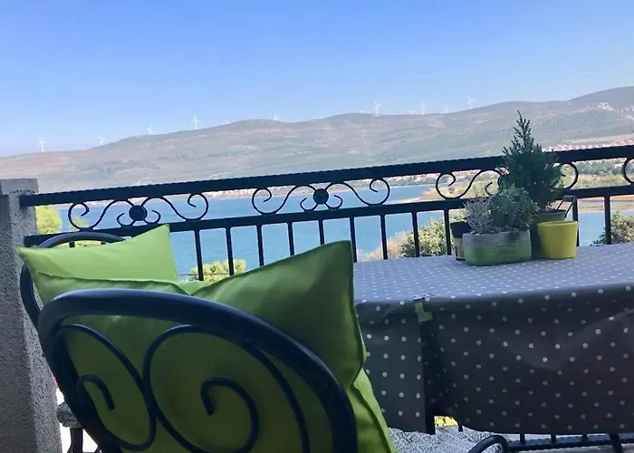 In Karin Gornji With Sea View, Balcony, Air Conditioning, Wi-fi Апартаменты